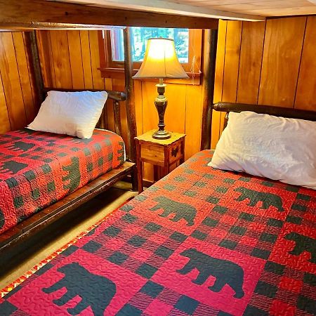 Adirondack Lake Cabins Hotel Indian Lake Ngoại thất bức ảnh