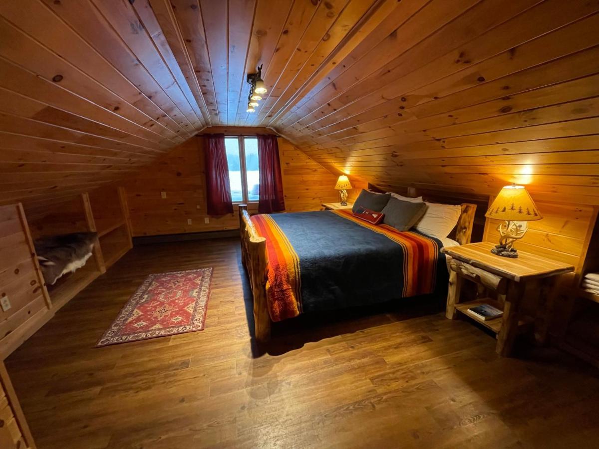 Adirondack Lake Cabins Hotel Indian Lake Ngoại thất bức ảnh
