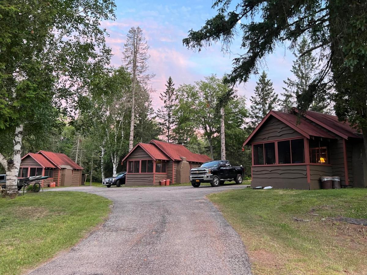Adirondack Lake Cabins Hotel Indian Lake Ngoại thất bức ảnh