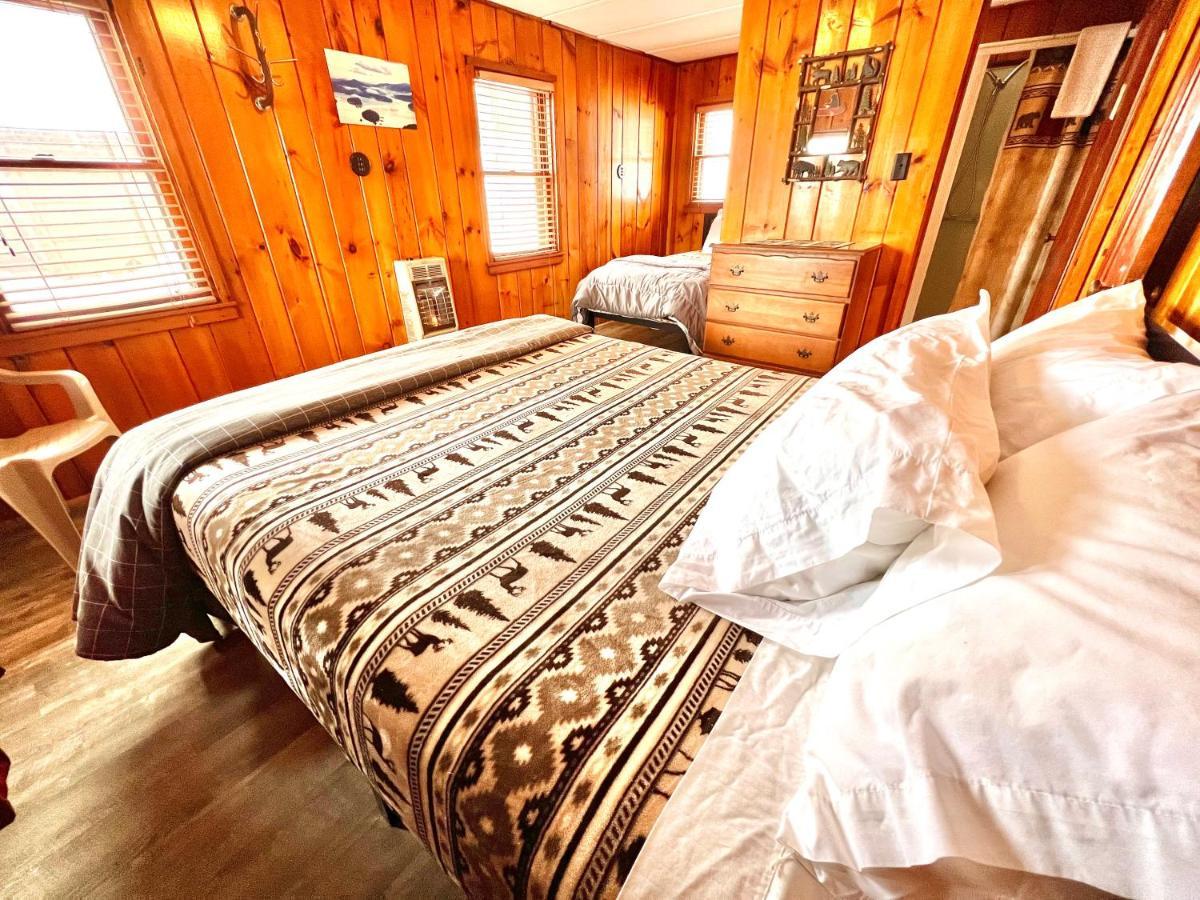 Adirondack Lake Cabins Hotel Indian Lake Ngoại thất bức ảnh