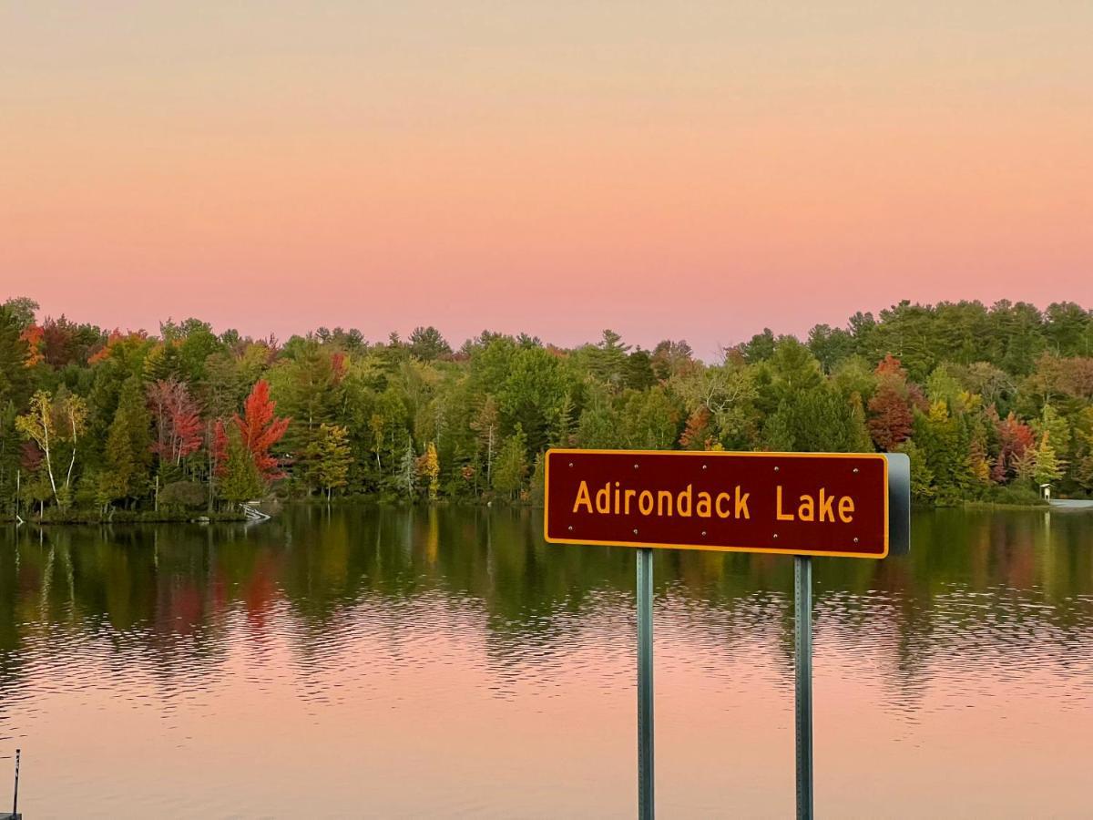 Adirondack Lake Cabins Hotel Indian Lake Ngoại thất bức ảnh